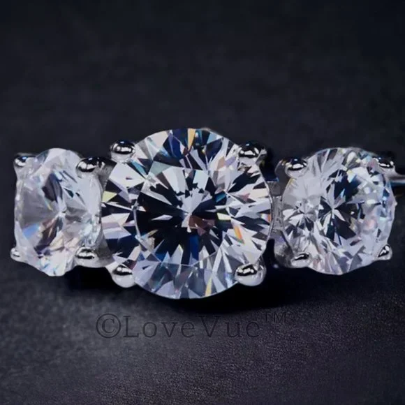 Certified 4ct. t.w. Diamond Three-stone Brilliant Cut Engagement Wedding Ring